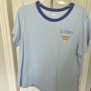 Old Navy Heart T-shirt Size XL